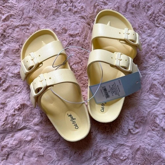 Kids Sandals Size 13 Yellow New With Tags by Cat& Jack - Picture 1 of 3